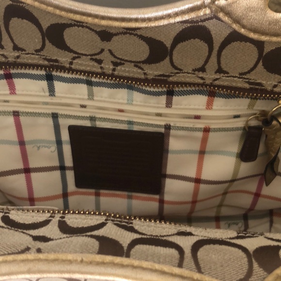 Coach 👜 - Picture 3 of 5